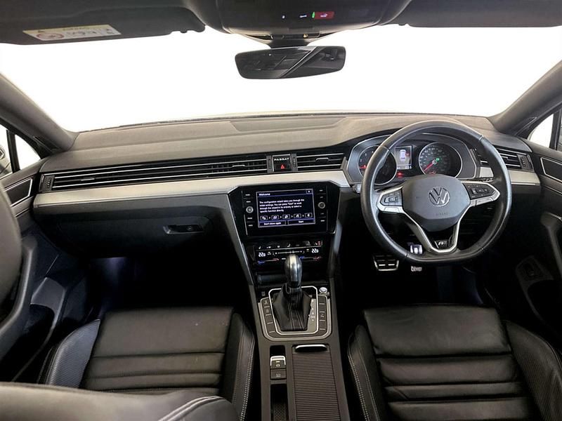 Used VW Passat R-line 150 HP (110 kW) 2021 Grey Estate