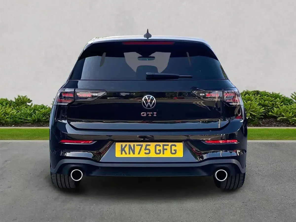 Used VW Golf VIII GTI 265 HP (194 kW) 2025 Black Hatchback