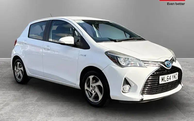 Used Toyota Yaris 101 HP (74 kW) 2016 Hatchback