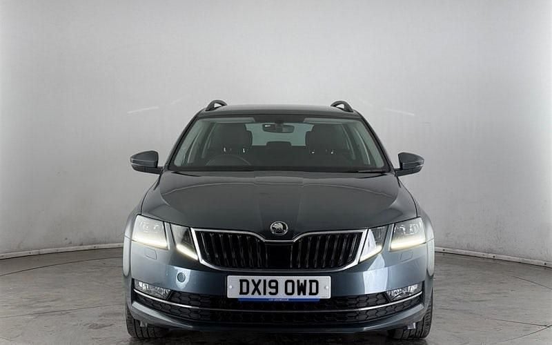Used Skoda Octavia SE L 150 HP (110 kW) 2019 Grey Estate