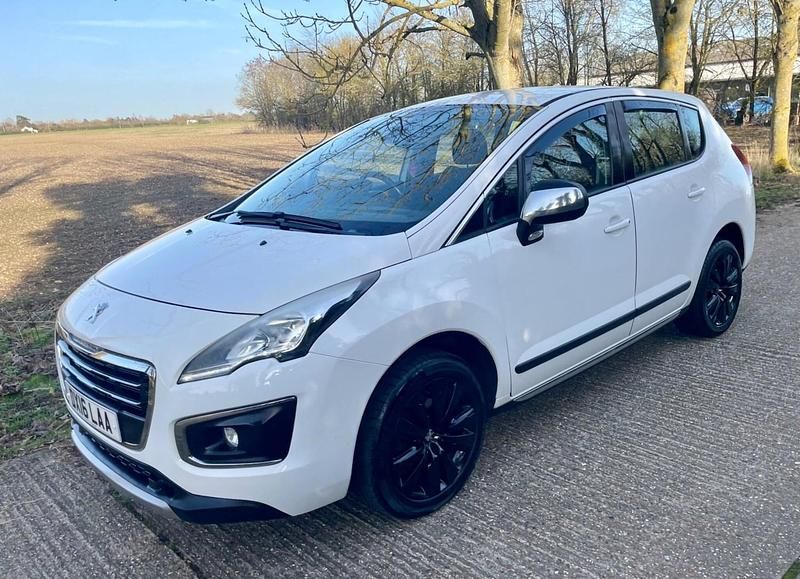 Used Peugeot 3008 Active 2016 White Hatchback