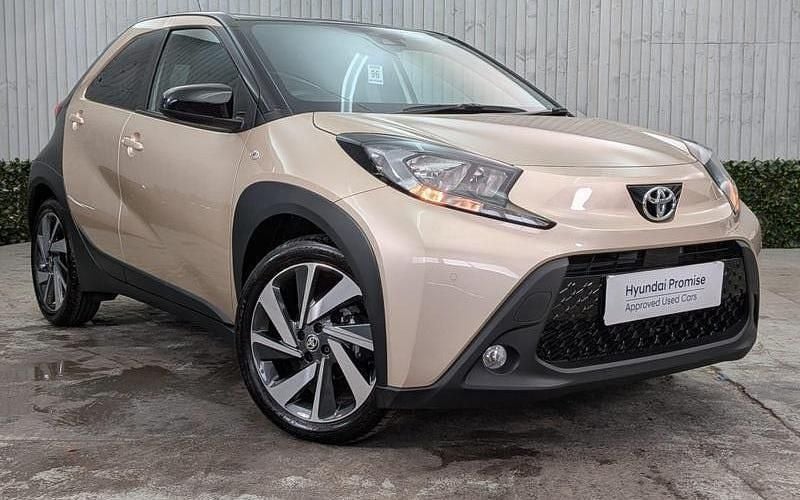 Used 2024 Toyota Aygo X SUV | £13,994 - Image 1/4