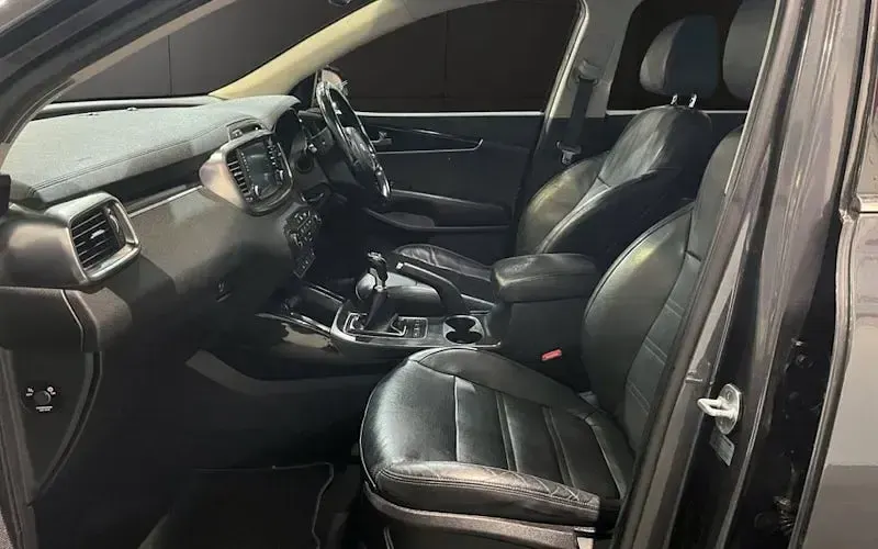 Used Kia Sorento 200 HP (147 kW) 2015 Grey SUV
