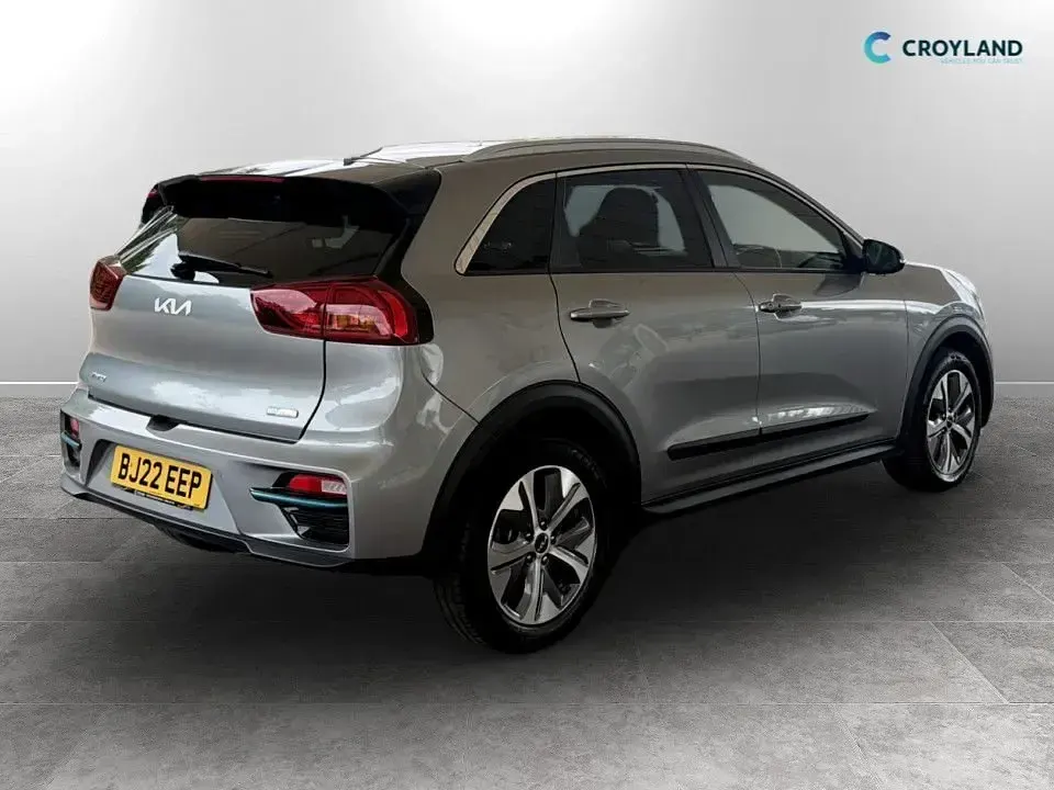 Used Kia e-Niro 147 kW (201 HP) 2022 Grey SUV