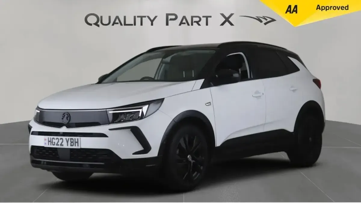 Second-hand Vauxhall Grandland X SRi 130 CP (95 kW) 2022 Alb SUV