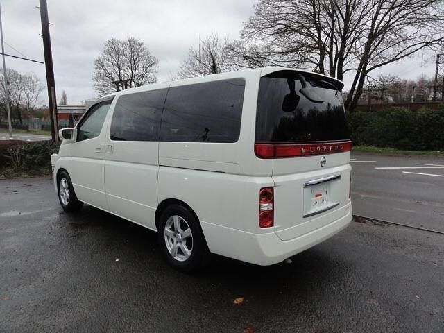 Used Nissan Elgrand 2026 White