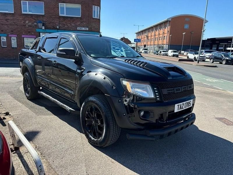 Begagnad Ford Ranger Limited 2012 Svart Pickup