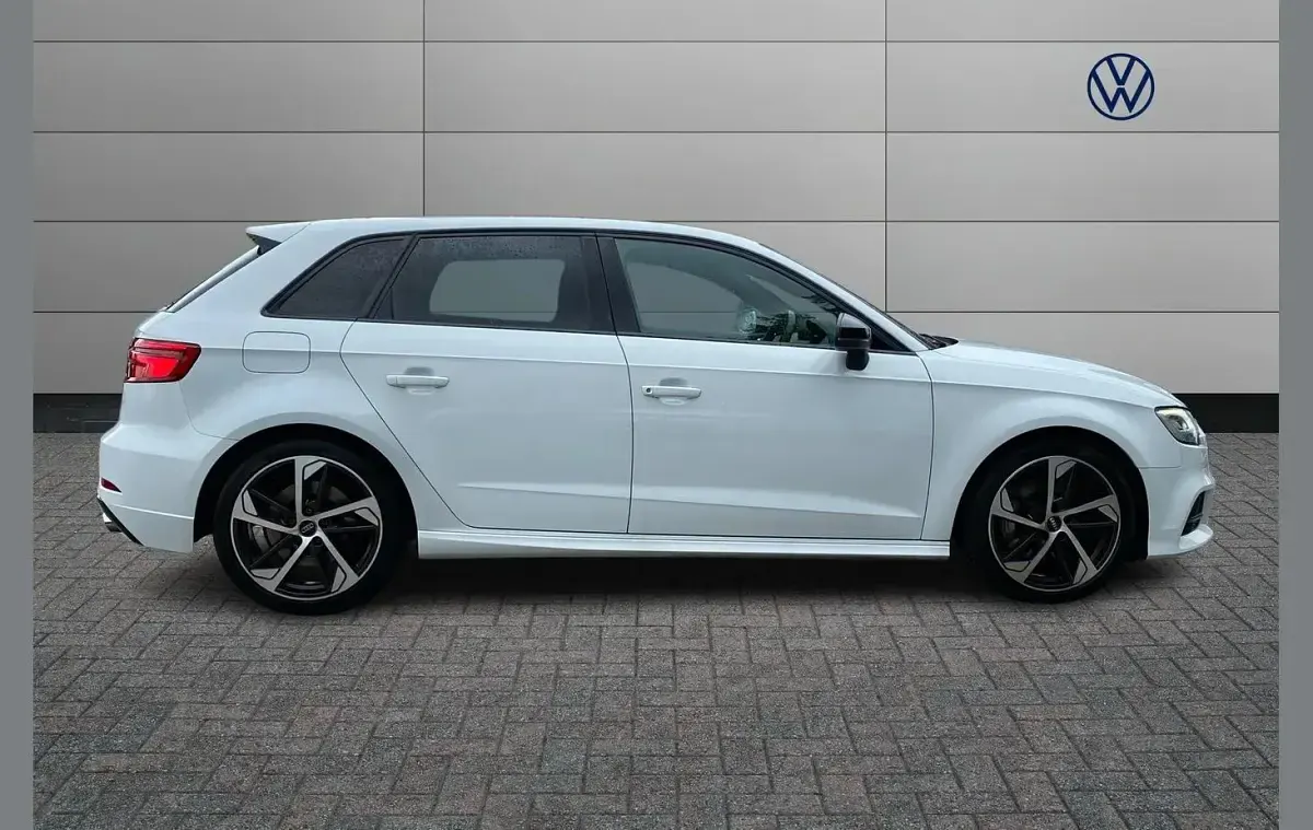 Used Audi S3 Sportback Black Edition 296 HP (217 kW) 2019 White Hatchback