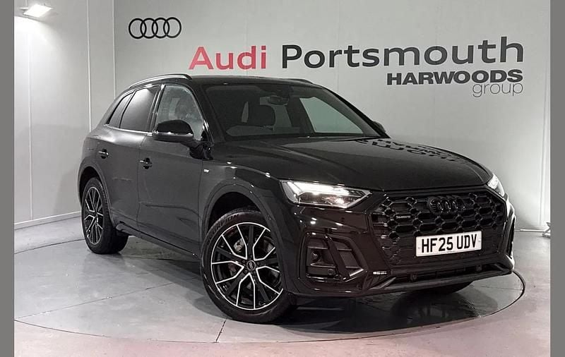 Black Used 2025 Audi Q5 Black Edition SUV | £45,990 (Expensive) - Image 1/4