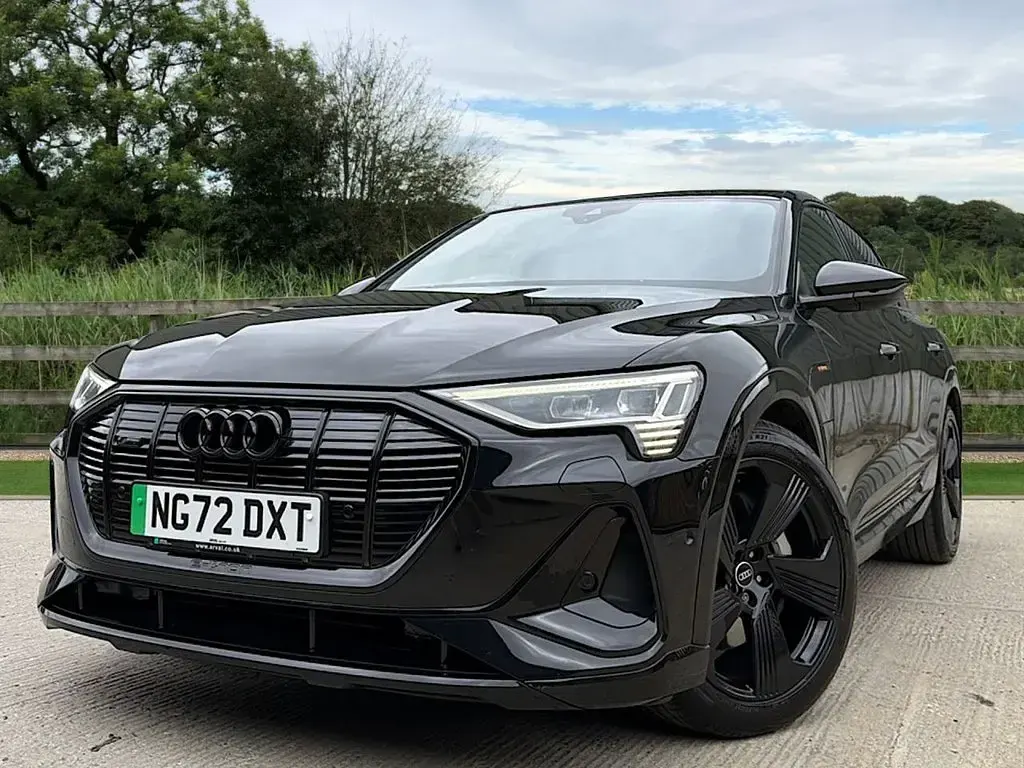 Used Audi e-tron S-Line 300 kW (408 HP) 2023 Black SUV