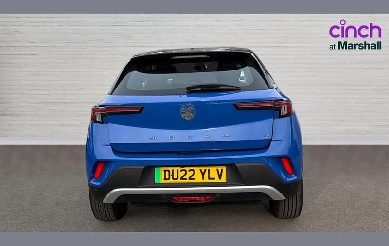 Second-hand Vauxhall Mokka Elite 100 kW (136 CP) 2022 Albastru SUV