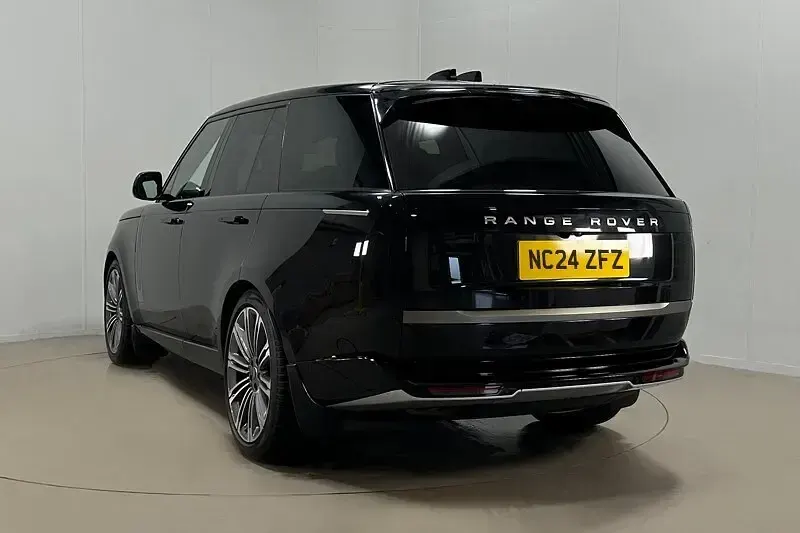 Used Land Rover Range Rover HSE 345 HP (253 kW) 2024 Black SUV
