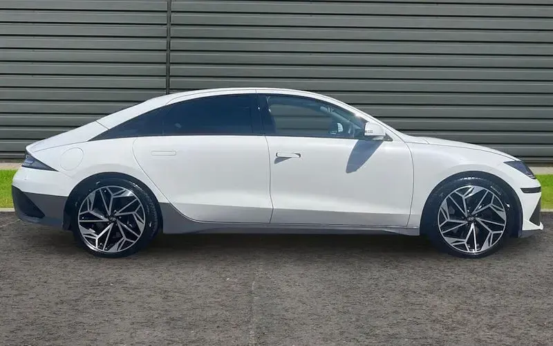 Used Hyundai Ioniq 6 Ultimate 239 kW (325 HP) 2026 Sedan