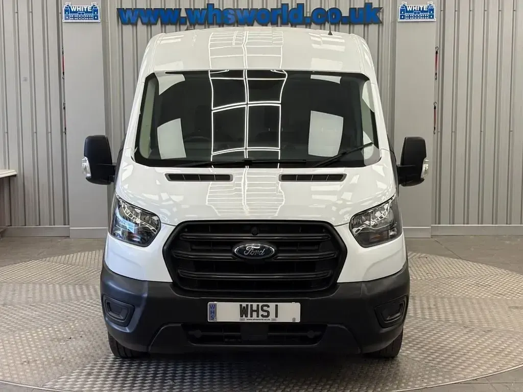 Usado Ford Transit 105 CV (77 kW) 2022 Blanco Van
