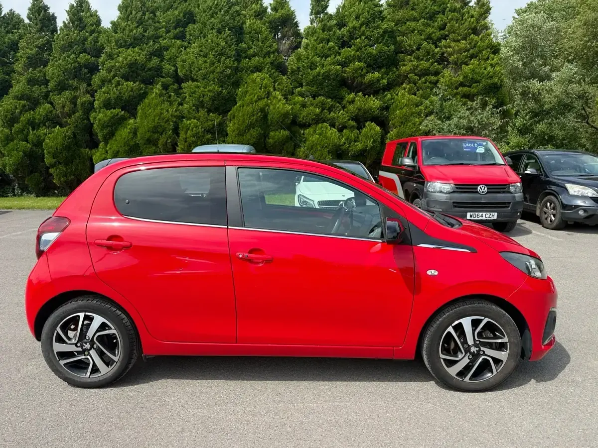 Used Peugeot 108 Allure 2018 Red Hatchback