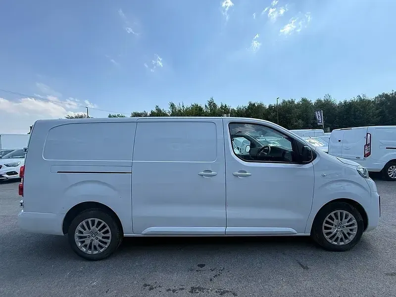 Used Peugeot Expert Premium 2023 White Van