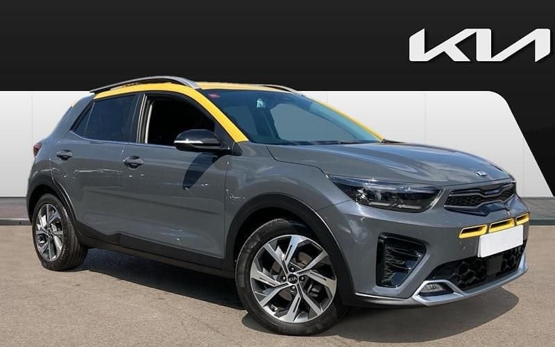 Used 2024 Kia Stonic 4 SUV | £13,562 (Good price) - Image 1/4