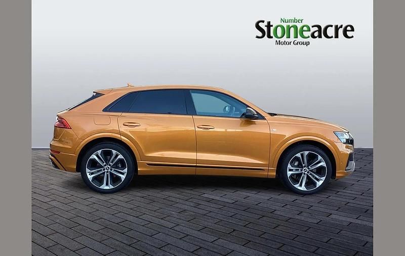 Used Audi Q8 Black Edition 375 HP (275 kW) 2021 Orange SUV