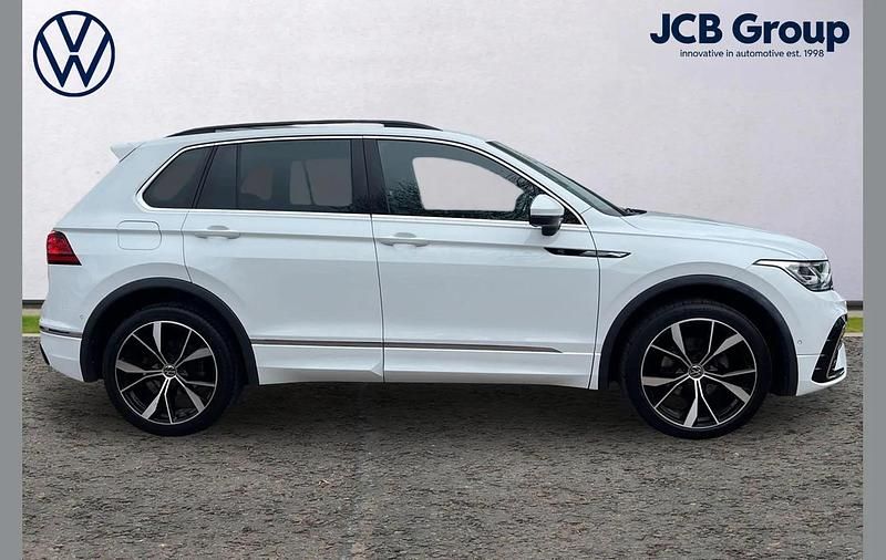 Used VW Tiguan R-line 150 HP (110 kW) 2023 White SUV