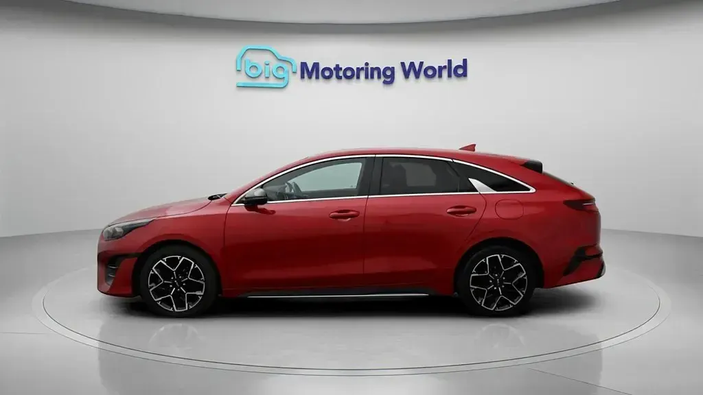 Used Kia ProCeed GT-Line 158 HP (116 kW) 2023 Red Estate
