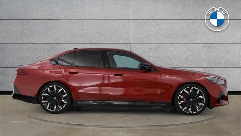 Used BMW i5 Comfort Edition 436 kW (593 HP) 2024 Red