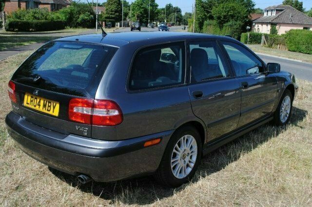 Used Volvo V40 122 HP (89 kW) 2004 Estate