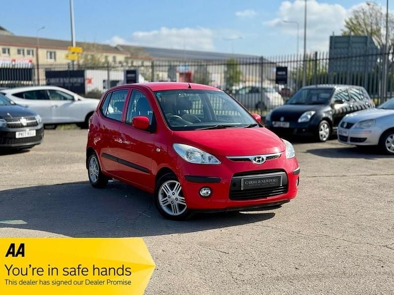 Used Hyundai i10 Comfort 78 HP (57 kW) 2009 Red Hatchback