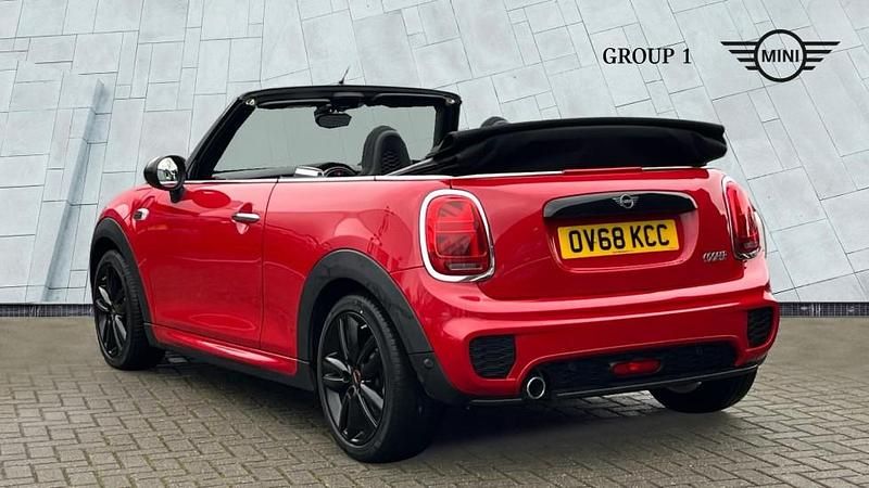 Used Mini Cooper 134 HP (98 kW) 2018 Red Hatchback