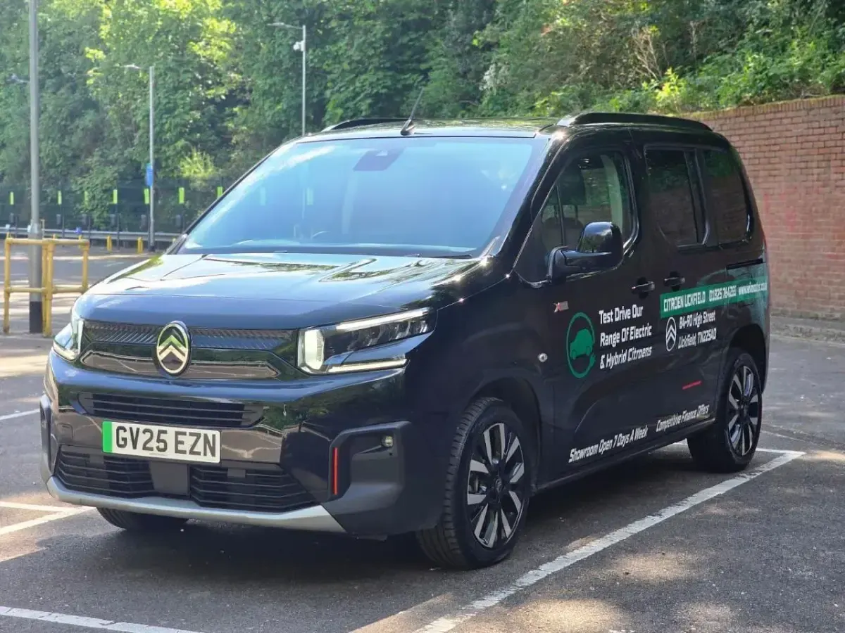 Used Citroën e-Berlingo 98 kW (134 HP) 2025 Black MPV