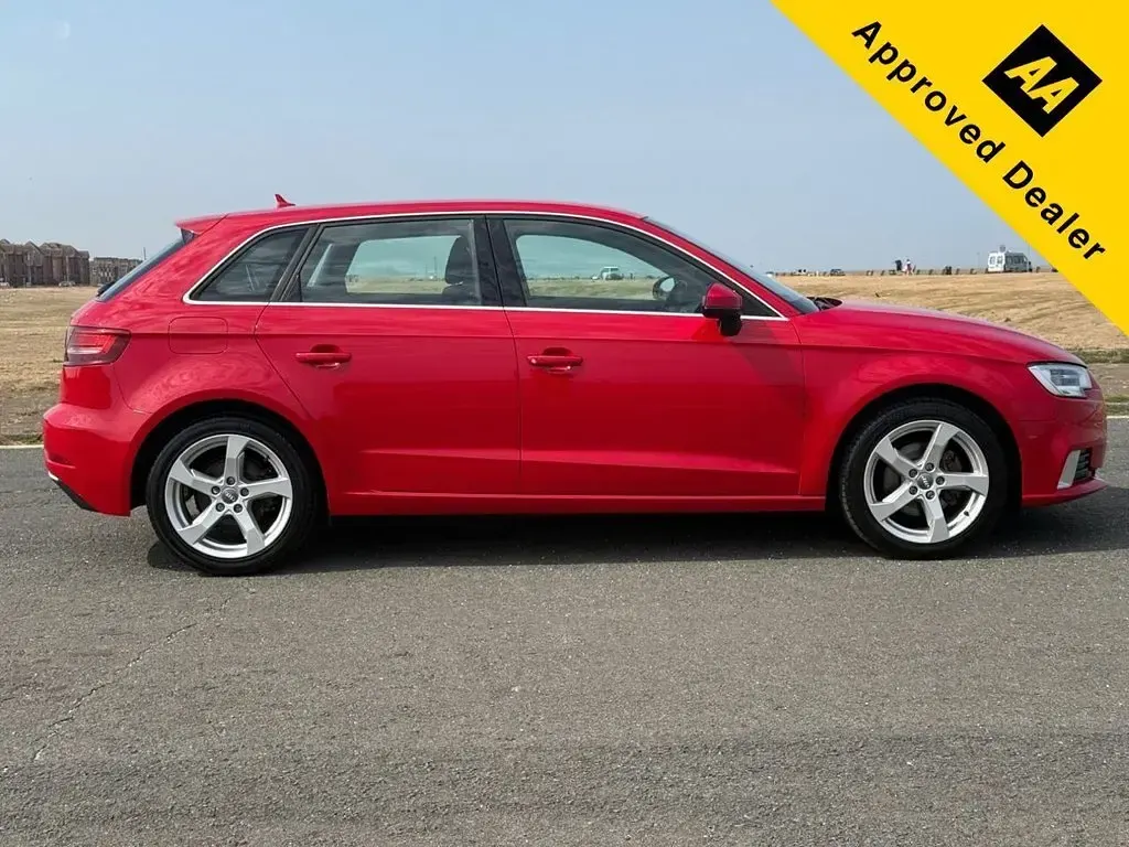 Used Audi A3 Sportback Sport 150 HP (110 kW) 2016 Red Hatchback