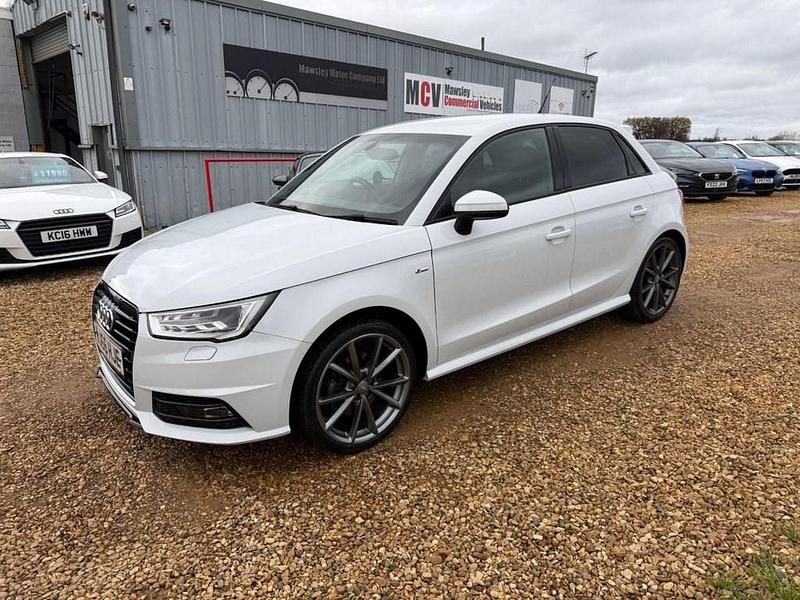 Used Audi A1 Sportback Black Edition 150 HP (110 kW) 2016 White Hatchback