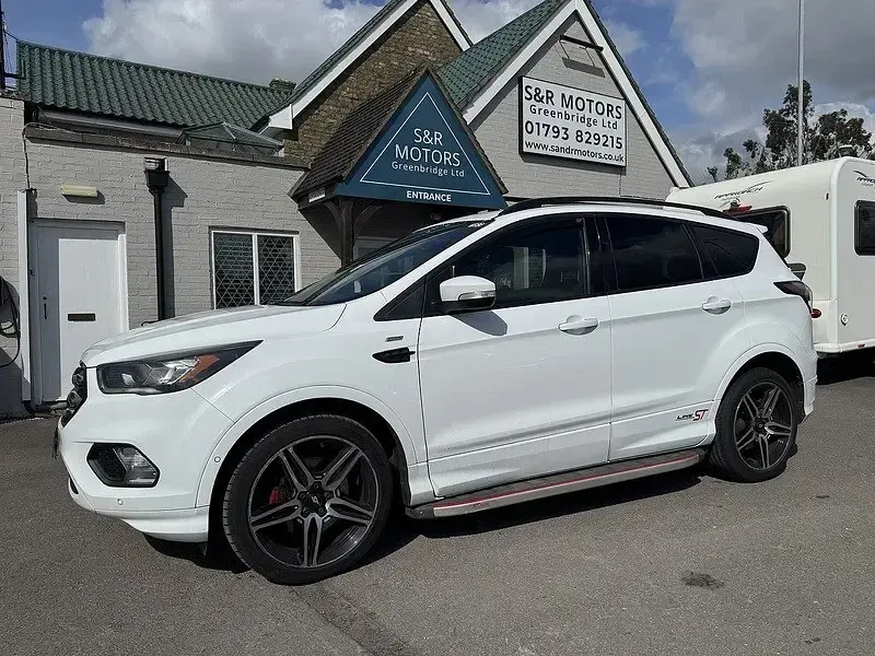 Begagnad Ford Kuga ST-Line 150 HK (110 kW) 2017 Vit SUV