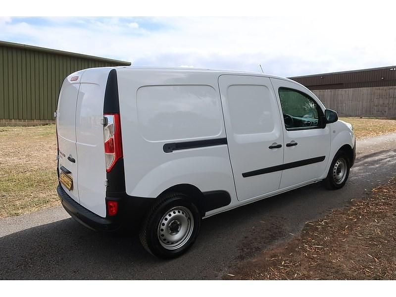 Usado Renault Kangoo Business 2021 Branco Monovolume