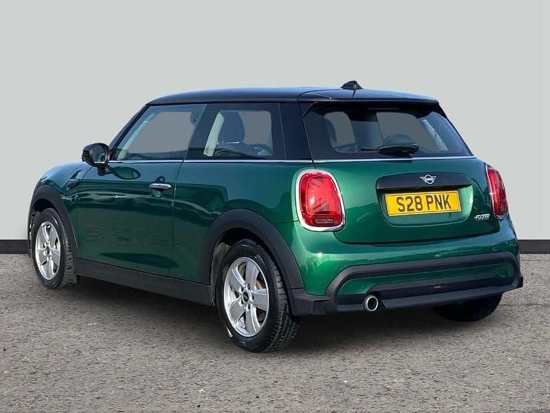 Used Mini Cooper Classic 134 HP (98 kW) 2022 Green Hatchback