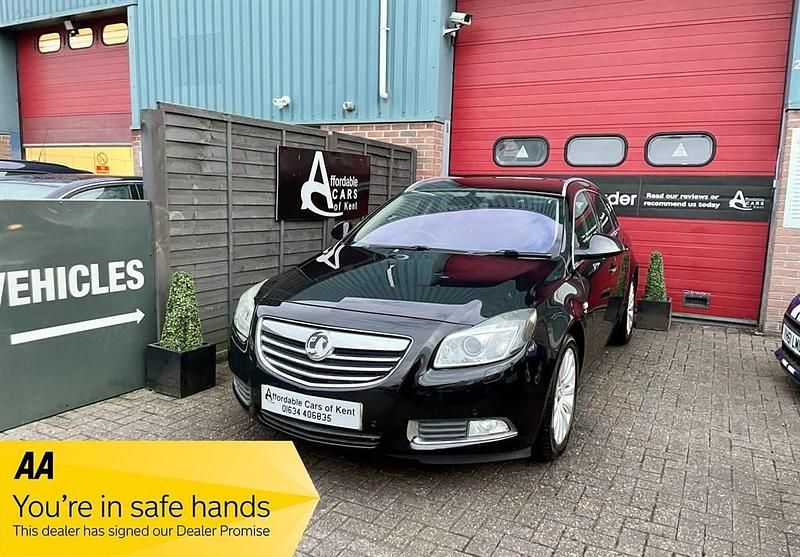 Black Used 2009 Vauxhall Insignia Elite Estate | £4,595 (Expensive) - Image 1/3