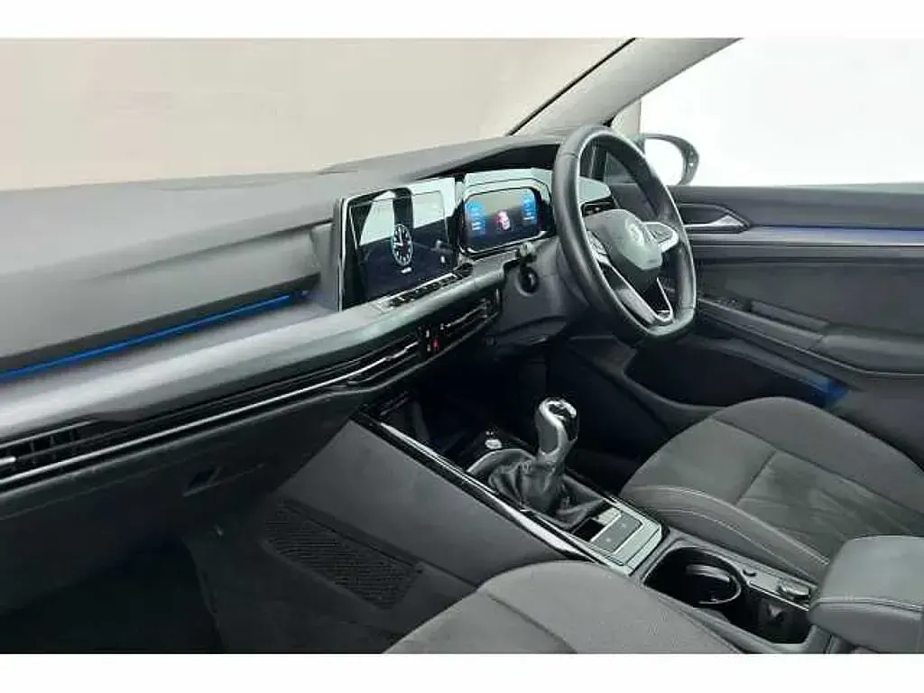 Used VW Golf VIII 130 HP (95 kW) 2022