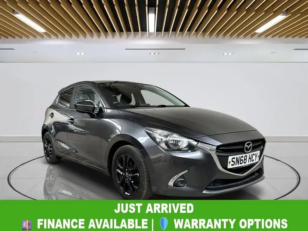 Usado Mazda 2 Edition 90 HP (66 kW) 2018 Cinzento Citadino