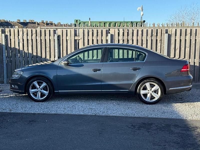 Used VW Passat SE 140 HP (102 kW) 2011 Grey Sedan