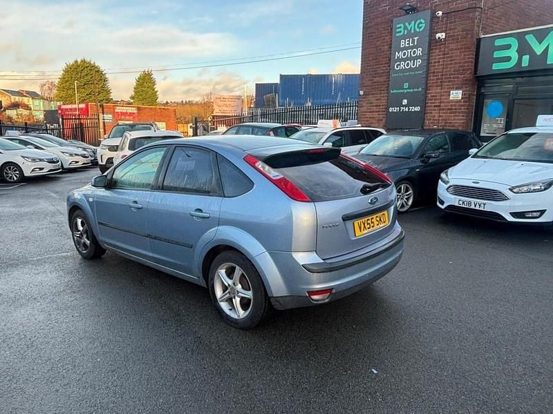 Used Ford Focus Zetec 113 HP (83 kW) 2006 Blue Hatchback