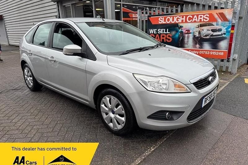 Silver Used 2009 Ford Focus Style Hatchback | £1,095 (Good price) - Image 1/1