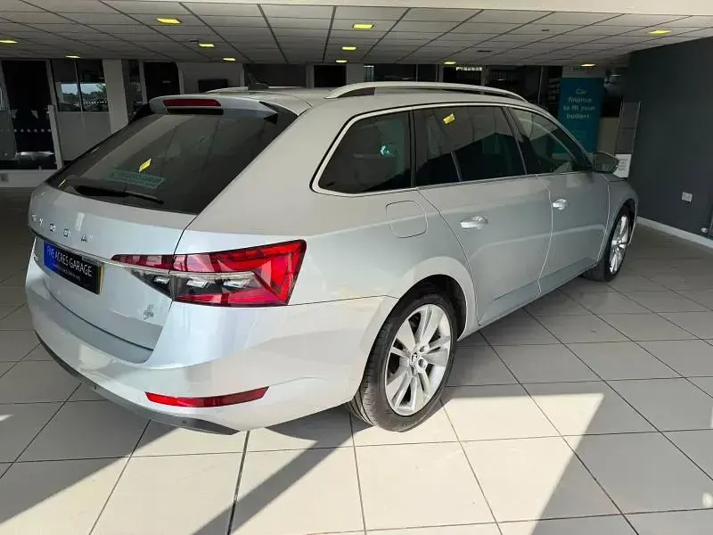 Used Skoda Superb SE L 150 HP (110 kW) 2022 Silver Estate
