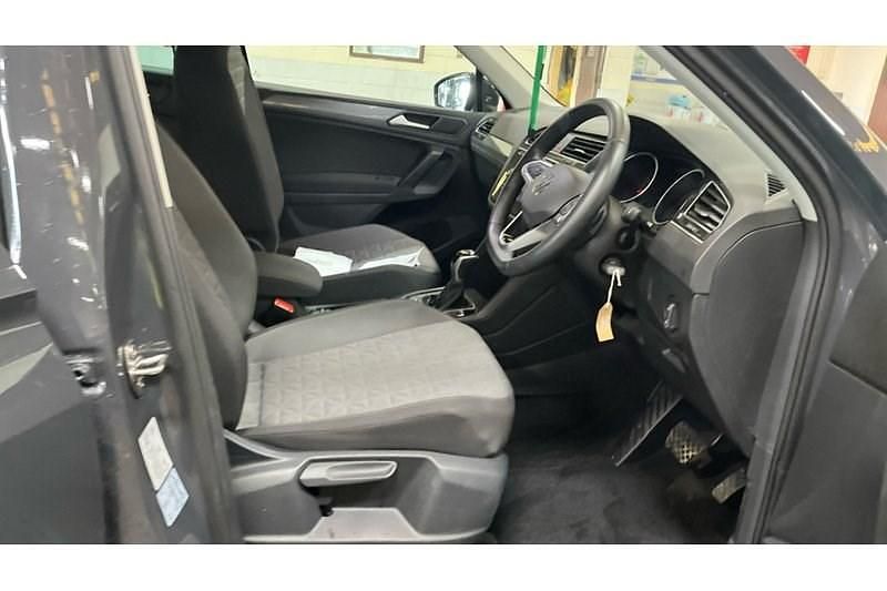 Used VW Tiguan Life 150 HP (110 kW) 2022 Grey SUV