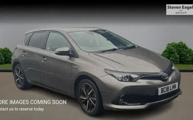 Used Toyota Auris Hybrid Design 136 HP (100 kW) 2019 Hatchback