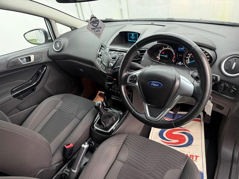 Used Ford Fiesta Zetec 2014 Silver Hatchback