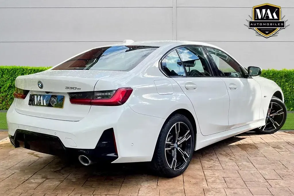 Used BMW 330e M Sport 292 HP (214 kW) 2022 White Sedan