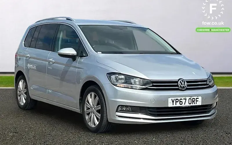 Used VW Touran SEL 150 HP (110 kW) 2017 MPV