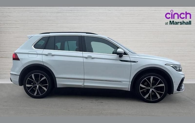 Used VW Tiguan R-line 245 HP (180 kW) 2022 White SUV