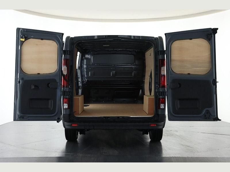 New Renault Trafic 2025 Grey MPV