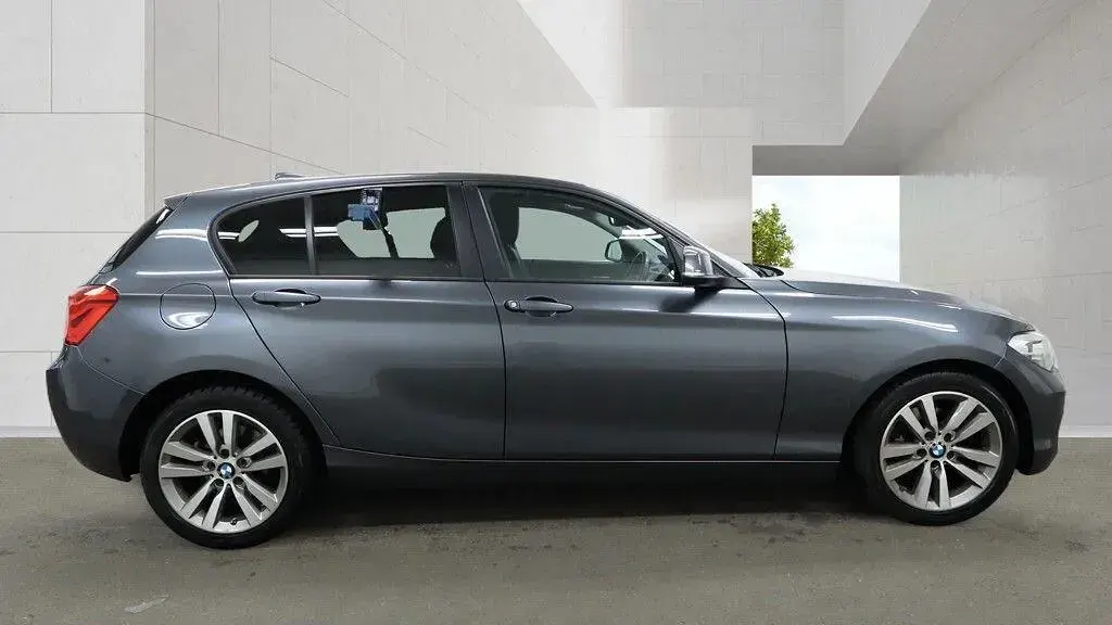 Used BMW 120 Sport Line 177 HP (130 kW) 2015 Grey Hatchback