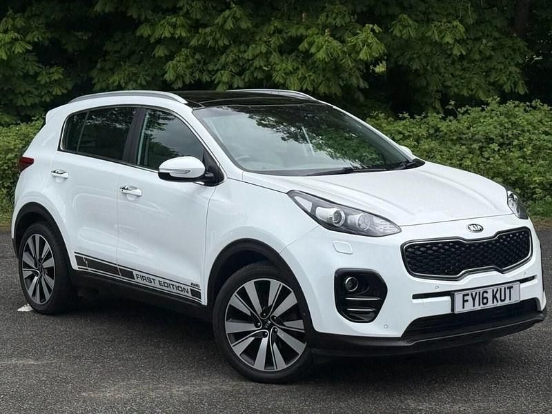White Used 2016 Kia Sportage First Edition SUV | £14,495 (Fair price) - Image 1/4